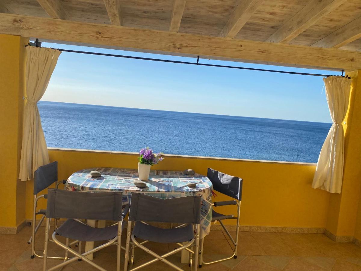La Casa Gialla Cala Gonone Buitenkant foto