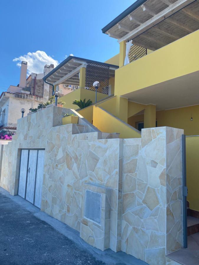 La Casa Gialla Cala Gonone Buitenkant foto