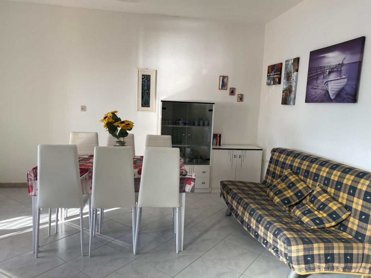 La Casa Gialla Cala Gonone Buitenkant foto